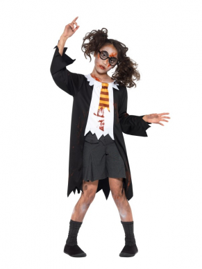 Zombie Student Kostuum, bestaande uit een zwart/wit pak met shirt en stropdas. Te gek voor Halloween.Wij verkopen ook schmink en nepbloed voor een echte Zombie-look.