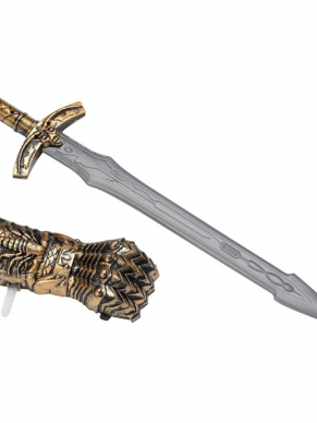 Maak de look compleet met deze Medieval Wapenset, bestaande uit de bronskleurige handschild en zwaard. 