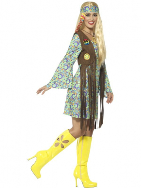 Terug in de tijd van de Hippies  met dit geweldige 1960's Hippie Chick Kostuum, bestaande uit de Multi-Gekleurde Jurk met gilet, medaillion en hoofdband. Maak de look compleet met bijpassende accessoires zoals een pruik, bril en gogo boots.