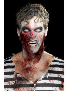 Maak jouw Halloween/Horror Kostuum nog angstaanjagender met onze Make-Up FX, Blood Spray, 14ml.