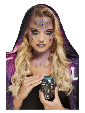 Maak Fortune Teller kostuum compleet met deze Make-Up FX, Fortune Teller Kit, Aqua, met edelstenen, Glitter, Sieraden & Face Paints. Wil je allemaal gaan kies dan ook voor deze gekke Fortune Teller Pruik .