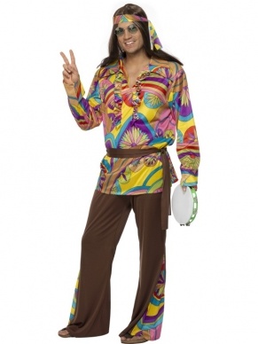 Hippie Gekleurde Heren Verkleedkleding. 1970's kostuum met gekleurd shirt, bruine broek met wijde felle pijpen, riem en haarband. De pruik verkopen we los in onze webwinkel. 