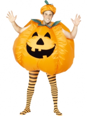 Kies deze Halloween voor het geinige Pumpkin Halloween Kostuum! Het kostuum bestaat uit een opblaasbare pompoen met gezicht, een oranje - zwart gestreepte bodysuit en een bijpassende muts. Kijk ook op onze website voor schmink setjes en vele accessoires om de outfit compleet te maken!