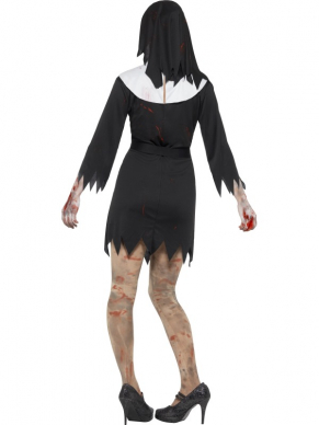 Zombie Non Horror Zuster Verkleedkleding met het gescheurde en met bloed besmeurde nonnen pakje en nonnenkap inclusief kruis aan ketting. Maak uw halloween horror outfit compleet met de bijpassende panty, nepbloed en wonden en horror schmink setjes en zombie contact fun lenzen. 