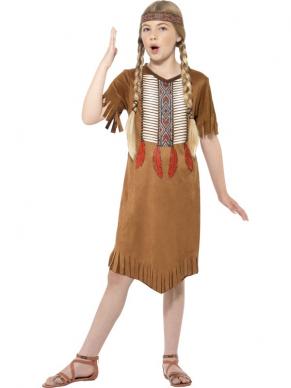 Een te leuke Native American Inspired Girl kostuum, bestaande uit  een bruine jurk en een haarband om het kostuum helemaal af te maken.