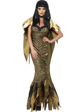 Een prachtige gouden Dark Cleopatra jurk met cape. Leuk voor een themafeestje.Draag dit kostuum met een van onze pruiken om de look helemaal af te maken.