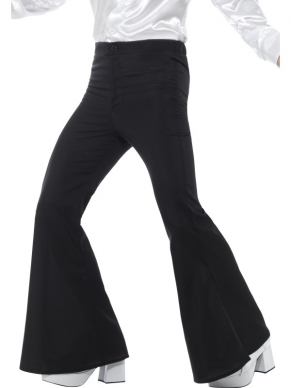 Transporteer jezelf terug naar de jaren 80 met deze geweldige zwarte wijde pijpen broek.Deze broek is verkrijgbaar in verschillende kleuren.