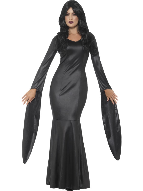 Altijd al onsterfelijk willen zijn?? Het kan tijdens Halloween met dit zwarte Immortal Vampiress Kostuum. Om dit kostuum af te maken verkopen wij ook bijpassende pruiken.