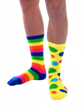 Te gekke Clowns sokken waarvan één sok met stippen en één met streepjes. Leuk te combineren met onze Clowns Collectie.
Unisex