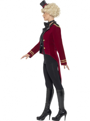 Ringmaster Kostuum, bestaande uit een rood jasje, kraag en bijpassend hoedje.Maak de look compleet met het zweepje en een pruik en je bent klaar voor Carnaval of Themafeestje.