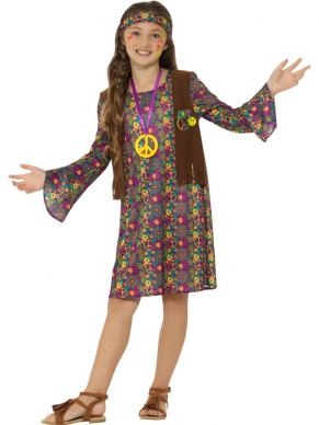 Hippie Girl Seventies Meisjes Kostuum, bestaande uit het jurkje met aangehcht giletje, haarband en ketting. Je bent in één keer klaar met dit geweldige kostuum.