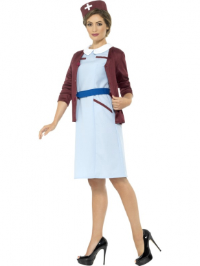 Ga terug in de tijd met dit Vintage Nurse Kostuum,  dit kostuum bestaat uit een blauw jurkje met riem, vestje en hoed.