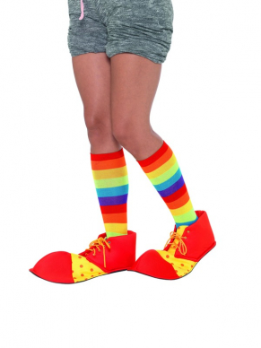 Maak je Clownslook af met deze geweldige Spotty Clown Shoe Covers.