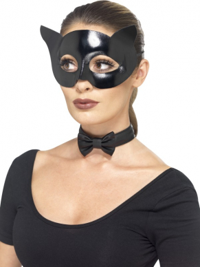 Fever Cat Instant Kit, bestaande uit lak masker en strikje.