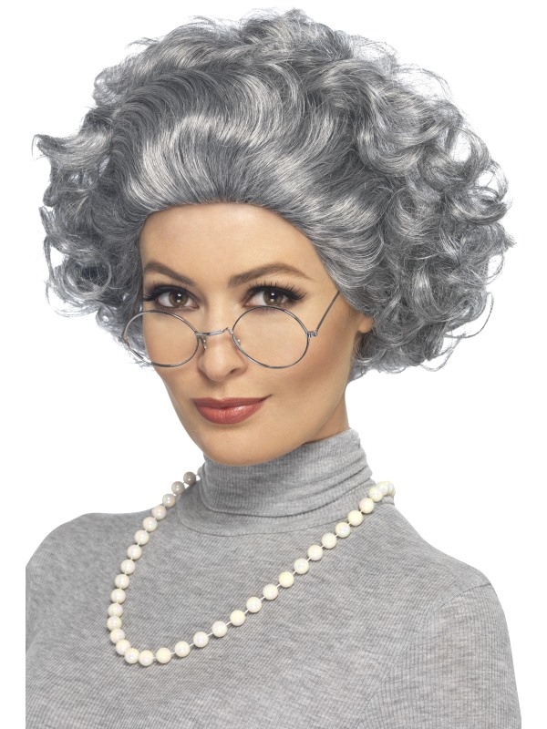 Verander jezelf in een handomdraai tot een echte Oma met deze Granny Kit, bestaande uit een grijze pruik, bril en parelketting.