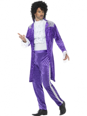 Back to the Eighties met dit geweldige paarse  80s Purple Musician Kostuum, bestaande uit het jasje met broek en mockshirt. Maak de look compleet met de bijpassende 80's Musician Kit bestaande uit een pruik en snor.