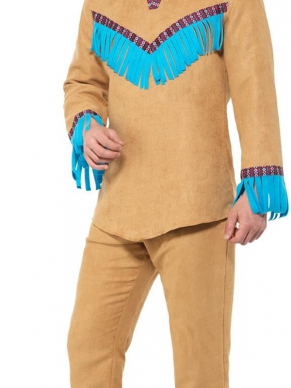 Native American Inspired Warrior Kostuum, bestaande uit de bruine top met broek en hoofdband. Maak de look compleet met bijpassende accessoires. Wij verkopen ook het bijpassende dames kostuum. 