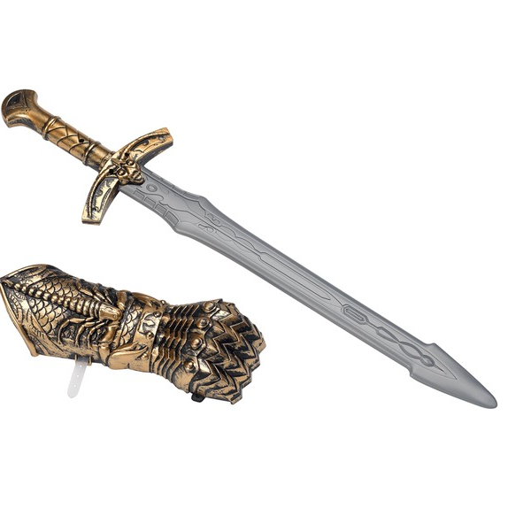 Maak de look compleet met deze Medieval Wapenset, bestaande uit de bronskleurige handschild en zwaard. 