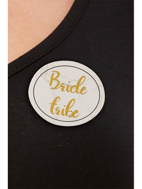 Bride to Be Party Buttons, leuk voor een vrijgezellenfeest. Bekijk hier nog meer leuke accessoires om een vrijgezellenfeestje te laten slagen.
Per 5stk verpakt