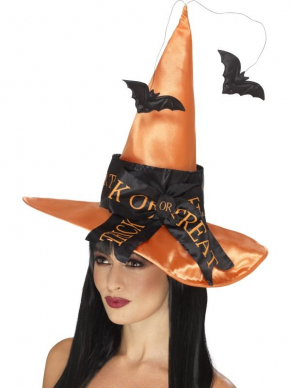 Oranje Trick or Treat Witch Hoed met hangende vleermuizen.