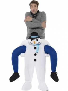 Dansend achterop de rug van een Sneeuwpop het kan met dit geweldige Piggyback Snowman Kostuum. Dit kostuum bestaat uit één geheel met bungelende benen voor een leuk effect. Bekijk hier onze gehele collectie Piggyback Kostuums.