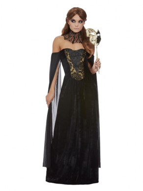 Mistress Plague Kostuum, bestaande uit de zwarte lange jurk met ketting. Perfect voor jouw Halloweenparty. Mooi te combineren met onze Plague Docter Kostuum.