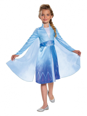Begin samen met Anna aan jullie reis met dit prachtige Elsa Traveling kostuum bestaat uit de jurk met cape. Leuk voor een themafeestje, kinderfeestje, voor thuis in de verkleedkist of om cadeau te geven.