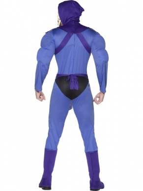 Skeletor Heren Verkleedkleding, bekend uit de jaren 80 cartoonserie He-man and the masters of the Universe, bestaande uit een blauw-zwarte jumpsuit met opgevulde spieren met hieraan vast een capuchon en blauwe schoenstukken, een blauwe riem en een skeletor masker.