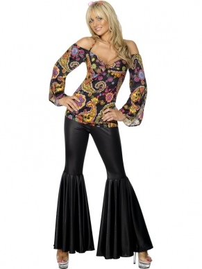 Hippie Dames Verkleedkleding met zwarte broek met wijde pijpen en geprinte top met lange doorzichtige mouwen. 