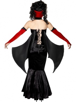 Gothic Manor Vampieren Dames Kostuum. Inbegrepen is de mooie lange strakke jurk met vleugels, de kraag een de handschoenen. De vleugels kunnen aan de handschoenen vastgemaakt worden. 
