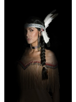 Authentic Western Indianen Pruik, gevlochten en met veren haarband.