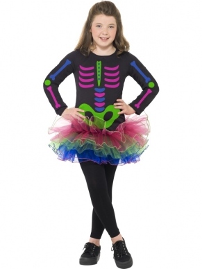 Neon Skeleton Meisjes Halloween Verkleedkostuum. Inbegrepen is de Jurk met Tutu rok en neon skeletten print. Met een zwarte legging is het kostuum helemaal af.