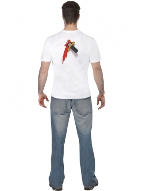 Mes in je Rug Wit Horror Halloween T-Shirt. Wit T-shirt met latex mes in de rug en bloedsporen. Alleen maar verkrijgbaar in maat Medium. 