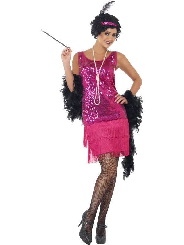 Mooi Roze Funtime Flapper 1920's Verkleedkostuum. Met mooi flapper jurk met glitters en franjes, de glitter haarband met veer en de parelketting. We verkopen de 1920's charlston verkleedaccessoires los. Leuk voor Carnaval, 1920's gangster feesten of andere themafeesten. 
