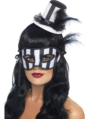Wit Zwart Burlesque Oogmasker & Hoedje op Diadeem. Gestreept masker en hoedje met veren details en bont. Ook verkrijgbaar in andere kleuren.