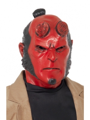 Rood Hellboy Masker van Latex en het masker gaat over je hele hoofd. Te gek voor een TV en Film Helden avond of voor Carnaval. We verkopen het complete kostuum ook in onze webwinkel. 