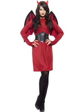 Ben jij op zoek naar een compleet, duivels kostuum? Dit is het Economy Devil Halloween Kostuum. Bij dit kostuum is inbegrepen: bordeaurode jurk met lange mouwen, rood - zwarte vleugels, rode hoorntjes en zwarte, brede riem. Ook pruiken, schmink setjes en panty's zijn bij ons te bestellen, naast vele andere Halloween accessoires.