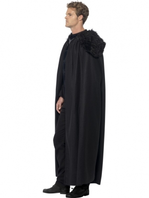 Kies deze Halloween voor het Dark Barbarian Halloween Kostuum! Het kostuum bestaat uit een zwarte top met lange mouwen en een zwarte lange cape met harige opzetstukken op de schouders. Je kunt ook bij ons terecht voor verschillende zwaarden en andere accessoires om de outfit compleet te maken.