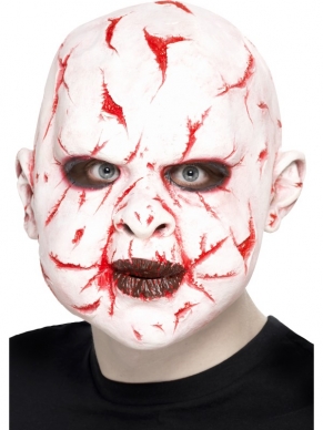 Scarface Masker: wit latex masker zonder haar met meerdere rode littekens. Dit masker gaat over uw hele gezicht.